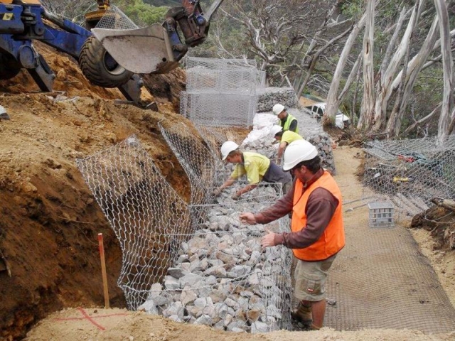 石籠網(wǎng)施工現(xiàn)場-01